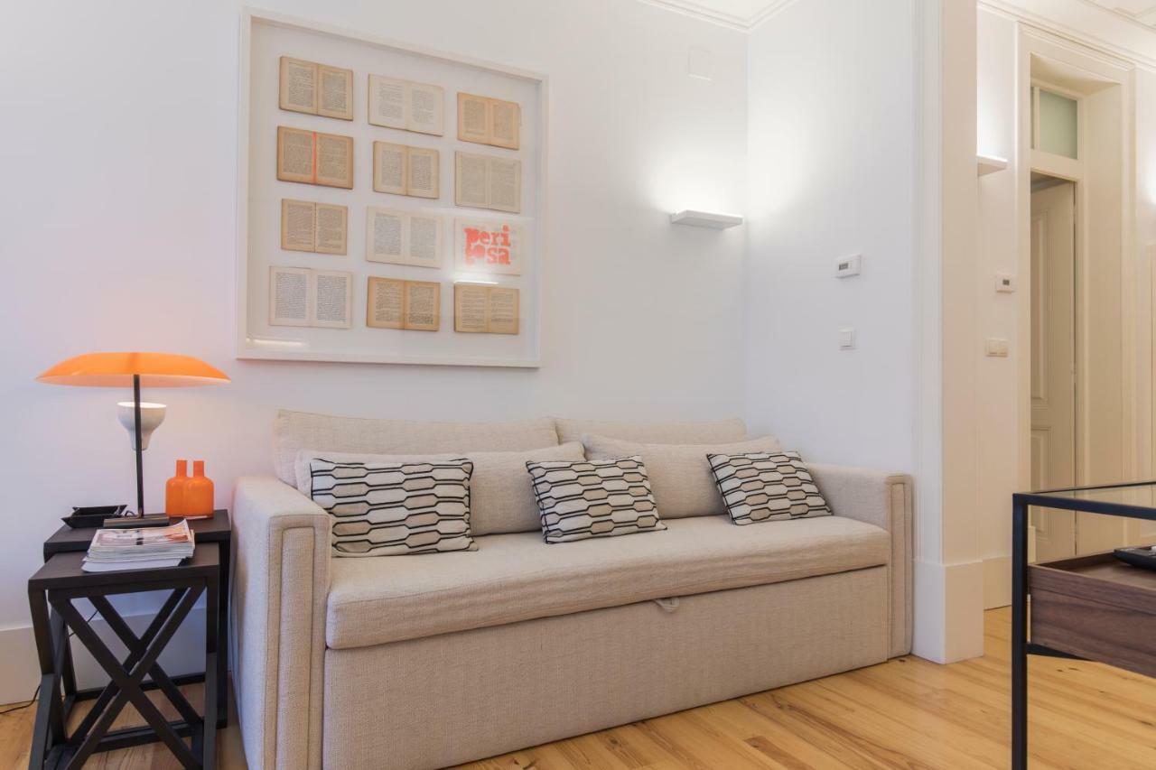 Charming 2 Bedroom Apartment In Baixa Chiado Lisbon Exterior photo