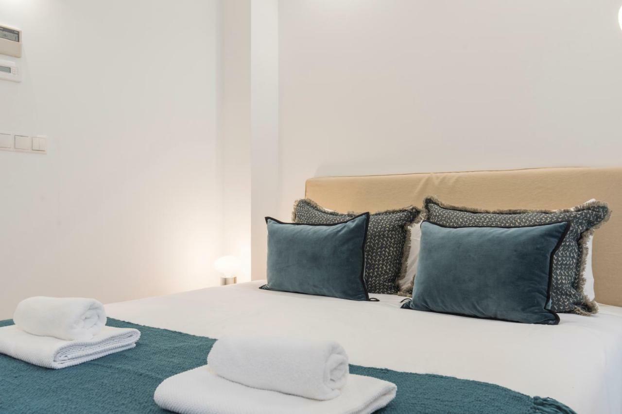 Charming 2 Bedroom Apartment In Baixa Chiado Lisbon Exterior photo