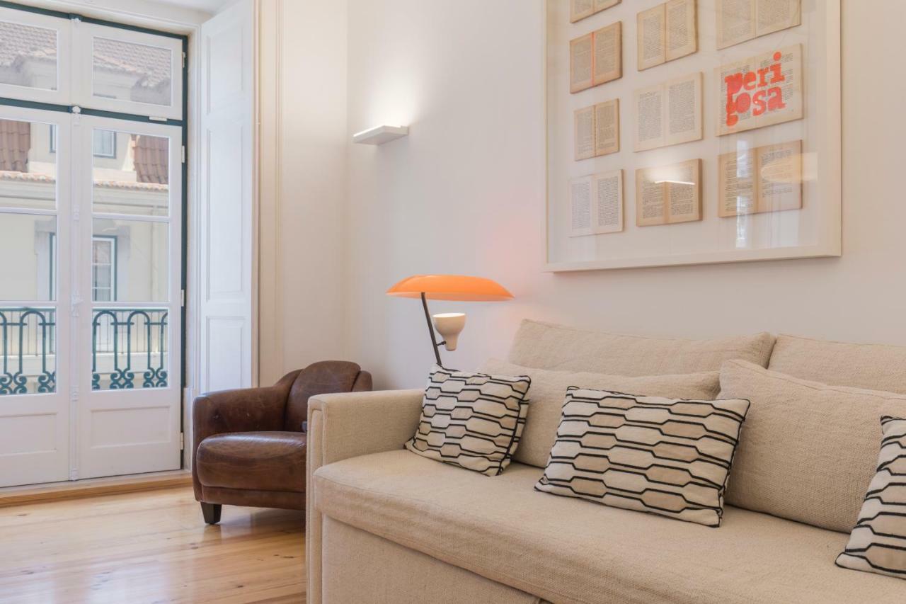 Charming 2 Bedroom Apartment In Baixa Chiado Lisbon Exterior photo